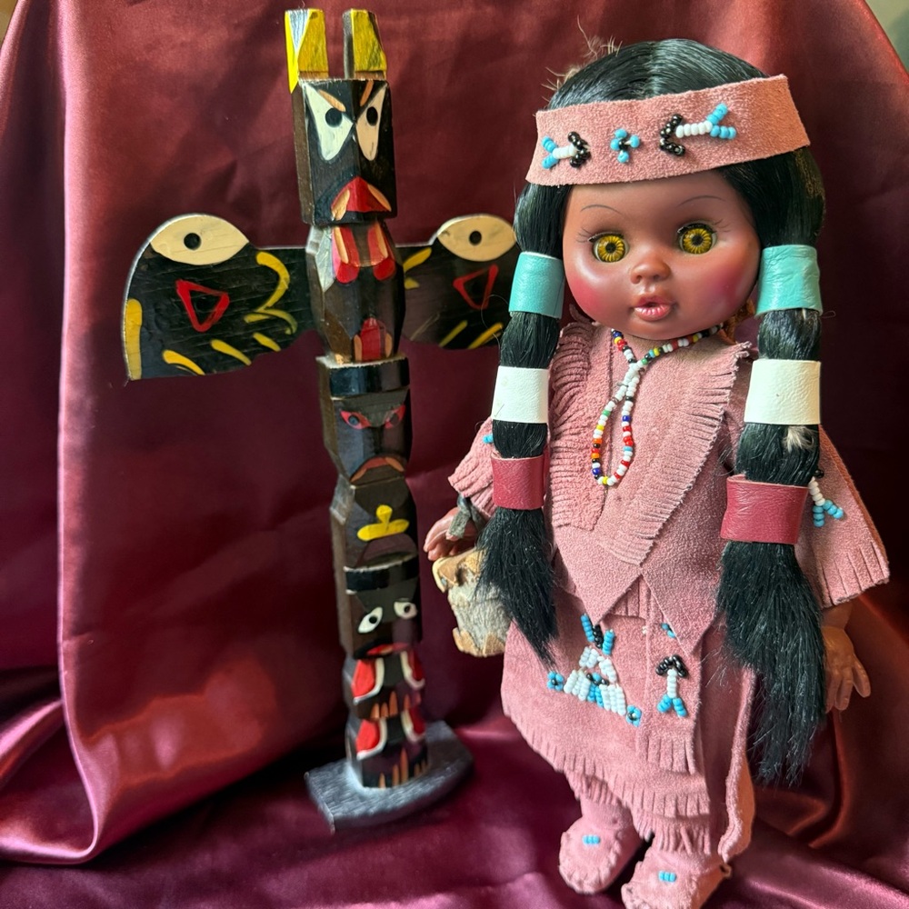2 pc Native American Doll with Wood Totem Pole Vintage
